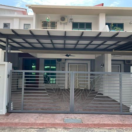 El Homestay Melaka Buitenkant foto